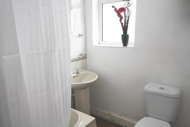 4 bed flat, South Grove, Ardwick, Manchester, M130AU - Image 7